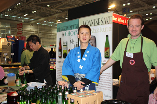 Choya and Kizakura at Kevin Nolan's Stall