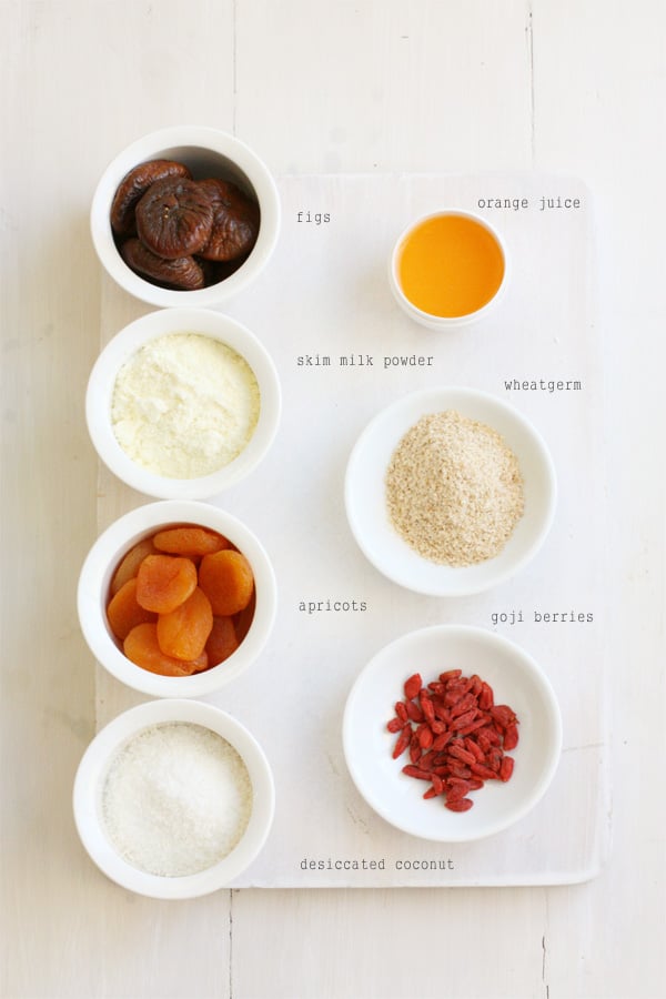 Ingredients for Apricot Fig Goji Berry Powerballs