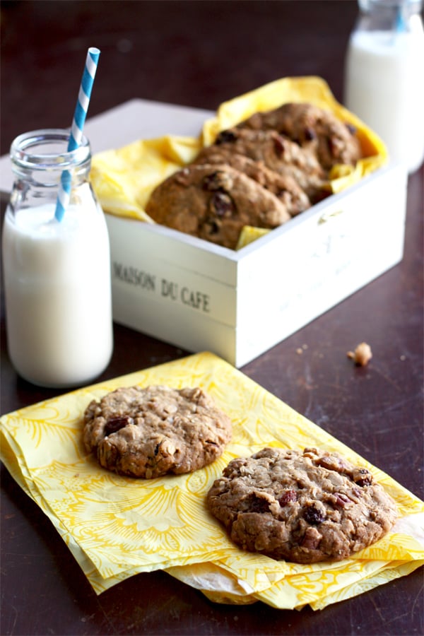 Crunchy And Chewy Pecan Cookies