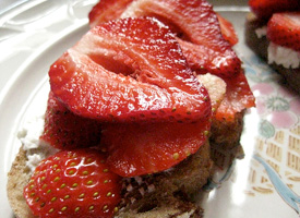 Tomatokumato's Strawberry Bruschetta