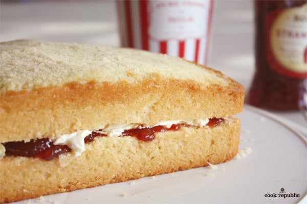 Cakewich - Sandwich Novelty Cake
