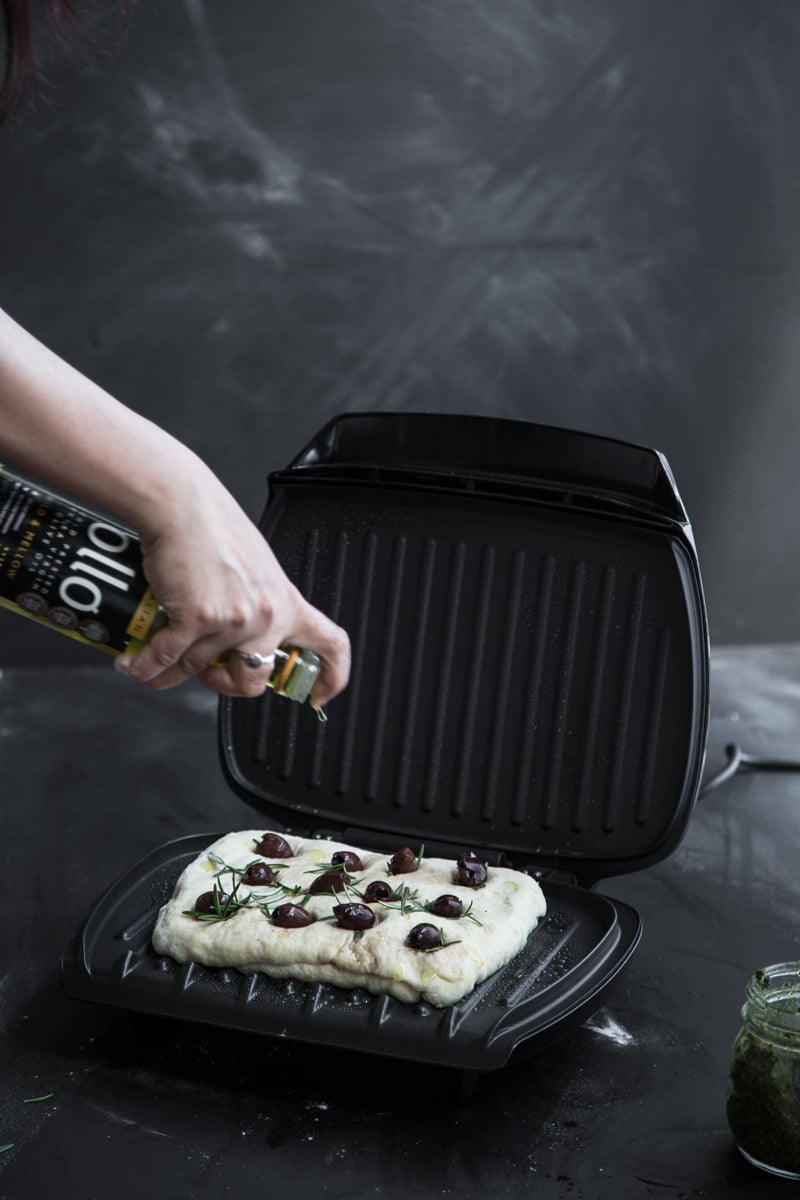 Herb Pesto Flatbread In A Grill