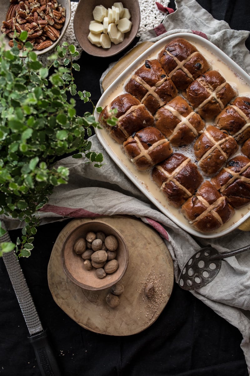 Hot Cross Bun And Nutmeg Tray Bake - Cook Republic