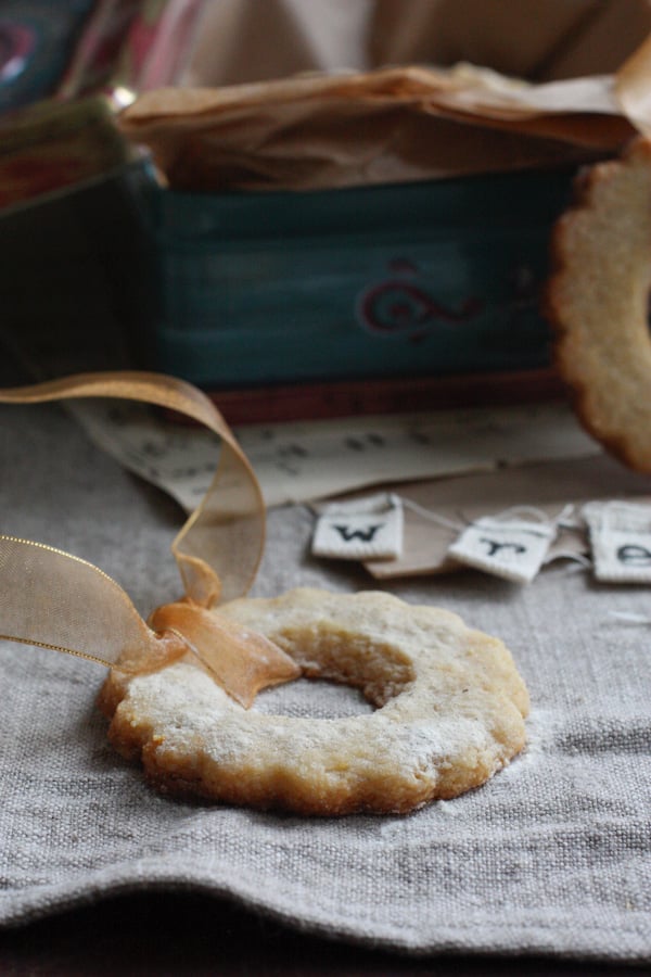 Lemon And Almond Cookies