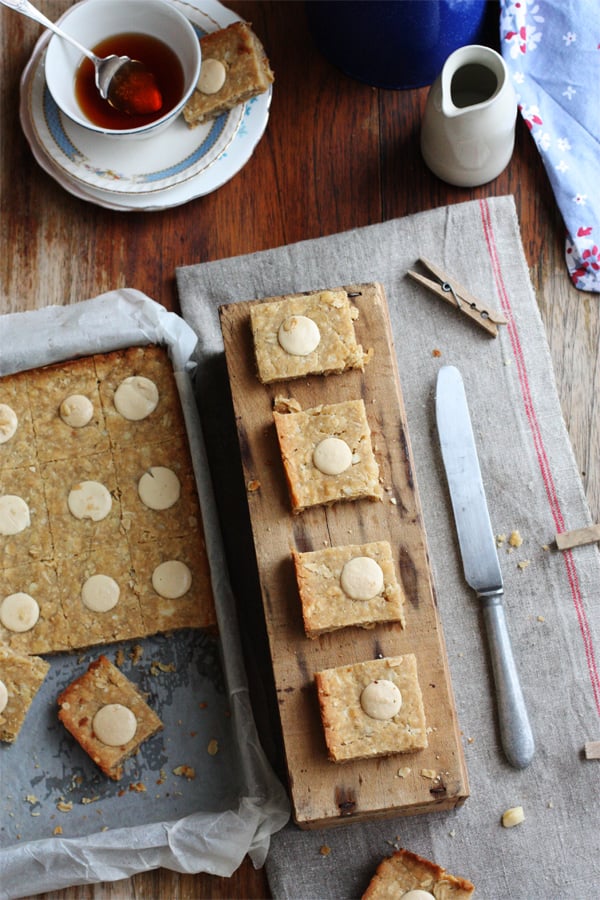 Macadamia Tray Cookies