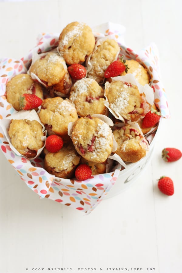 Strawberry Ricotta Muffins