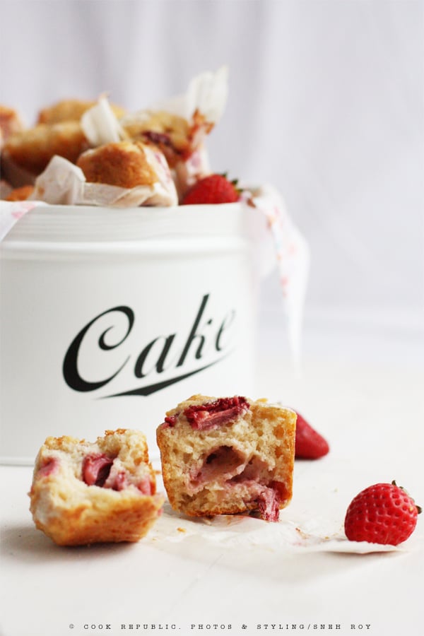 Strawberry Ricotta Muffins