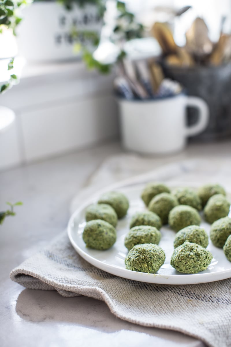 Super Green Falafel With Turmeric Tahini Sauce - Cook Republic