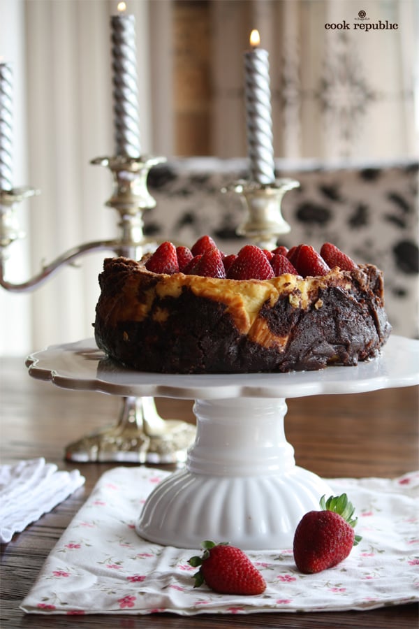 Valentine's Brownie Cheesecake