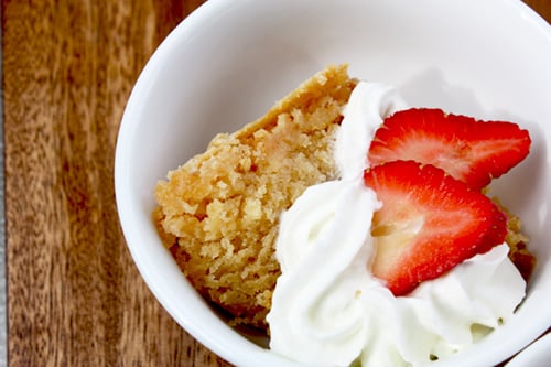 Cake With Cream & Strawberries