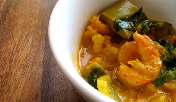 Green Mango And Prawn Curry