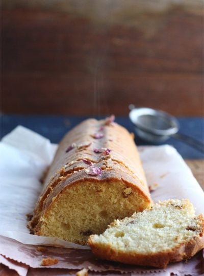 Almond And Rose Bread - Amande Rose Pain