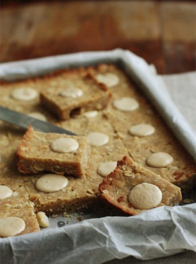Macadamia Slice