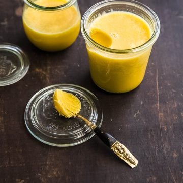 How to make ghee - golden, solidified ghee in glass jars.