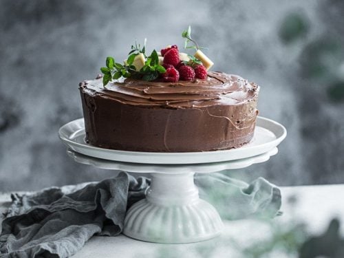 Chocolate 'Splash-a-Ganache' Cake - Thunders Bakery