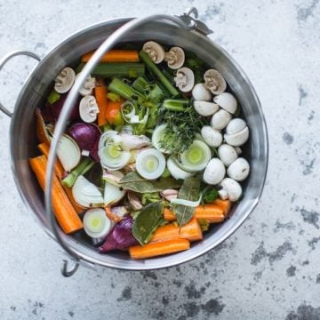 Market Veggie Broth - Cook Republic #glutenfree #vegan