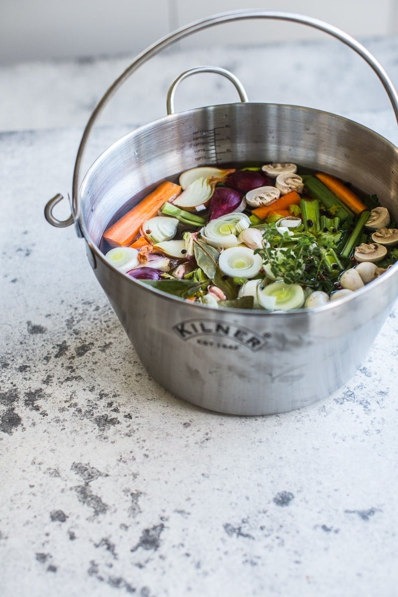 Market Veggie Broth - Cook Republic #glutenfree #vegan 