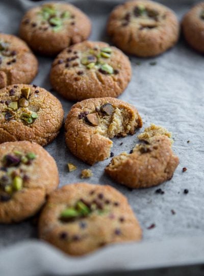 5 Ingredient Vegan Almond And Tahini Cookies
