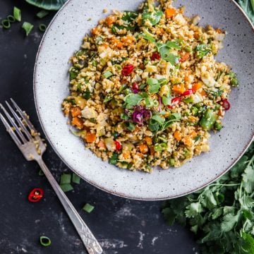 Vegan Cauliflower Fried Rice - Cook Republic #vegan #glutenfree