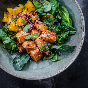 Coffee Citrus Salmon Poke Bowl - Cook Republic #poke #healthyrecipe #seafood