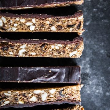 Raw Vegan Chocolate Nut Bar - Cook Republic #vegan #glutenfree #foodphotography #healthyrecipe