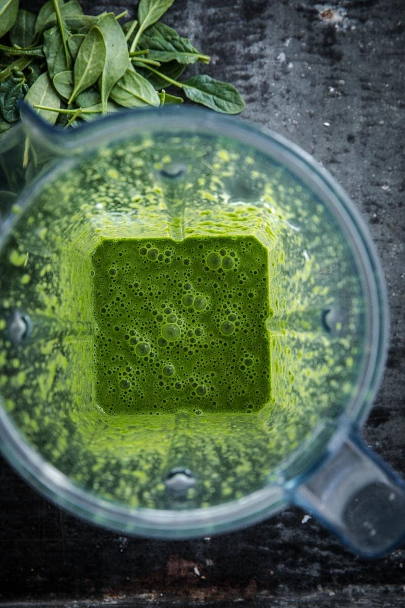 Green Garlic Spinach Flatbreads - Cook Republic #vegan #healthyrecipe #sodastream