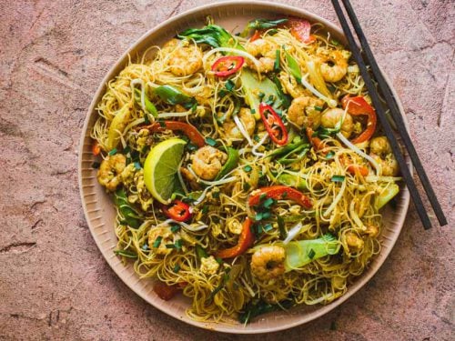 Just Prawn Singapore Noodles - Cook Republic #glutenfree #noodlerecipe