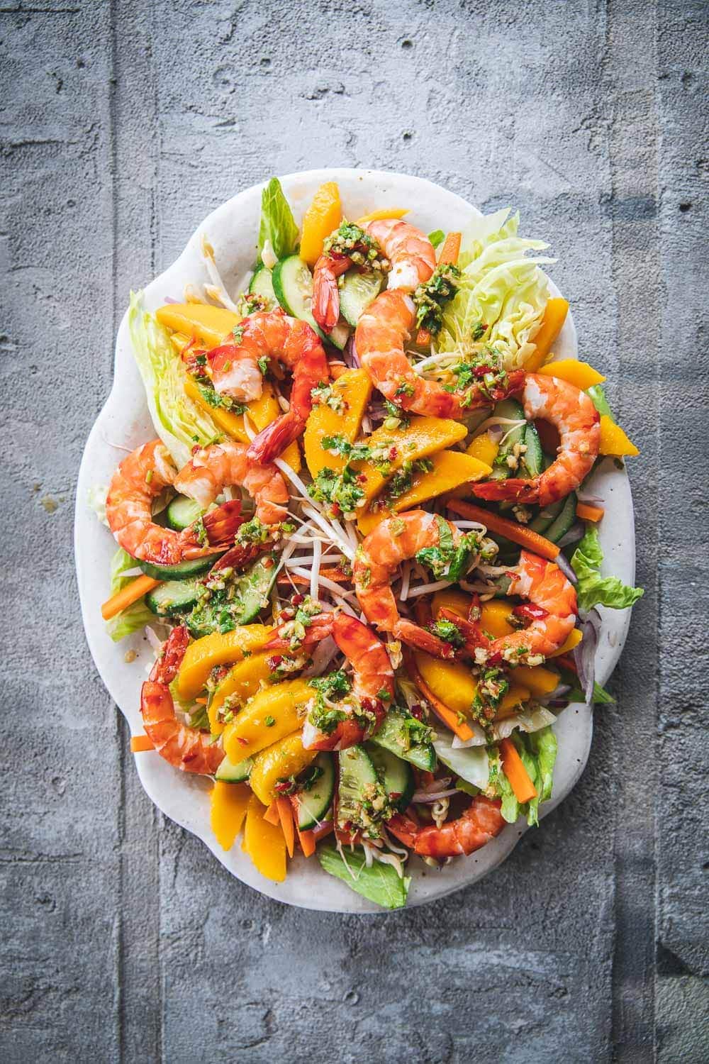 https://www.cookrepublic.com/wp-content/uploads/2021/01/thai_prawn_mango_salad06.jpg