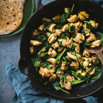 Spinach Garlic Chicken Masala - Cook Republic