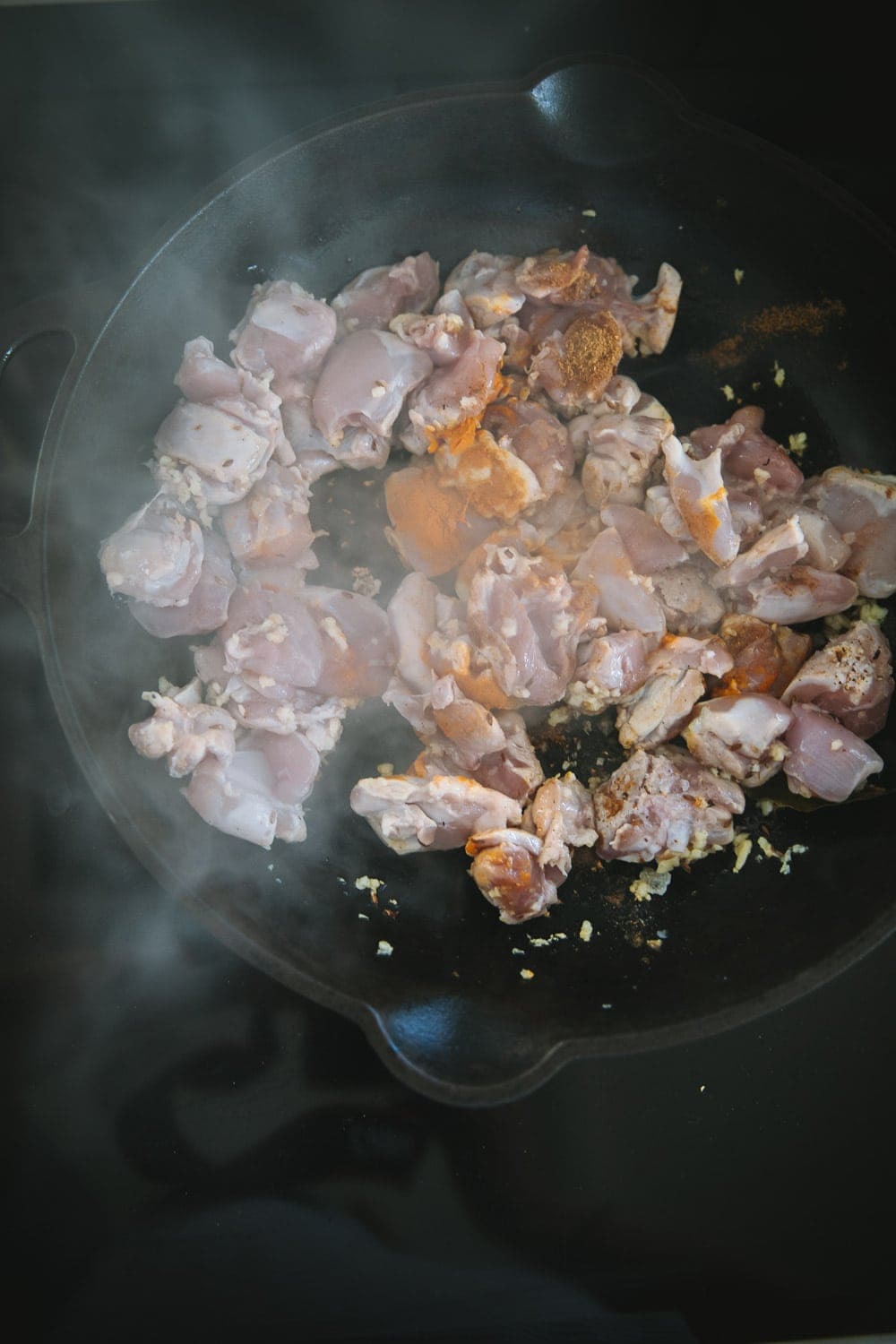 Spinach Garlic Chicken Masala - Cook Republic