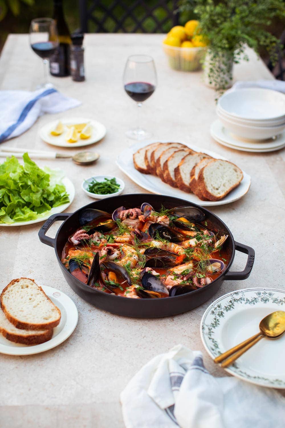 Zuppa Di Pesce - Italian Seafood Soup / Cook Republic #easterrecipe #seafoodsoup #fishrecipe