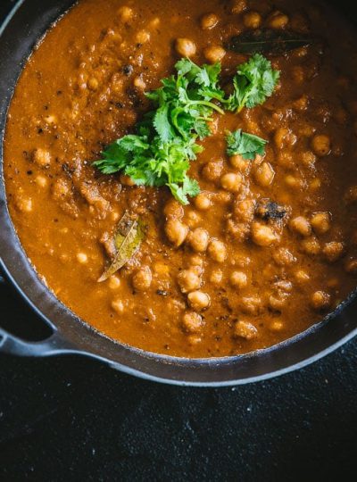 Vegan Chana Masala (Chickpea Curry)