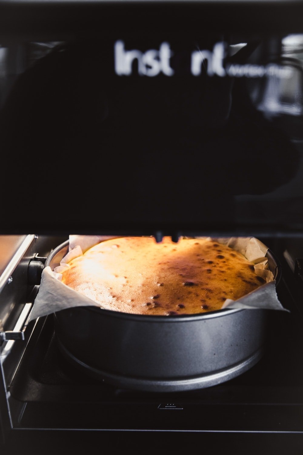 Air Fryer Burnt Basque Cheesecake - Cook Republic #instantpotairfryer #instantpot #burntbasquecheesecake #cheesecake