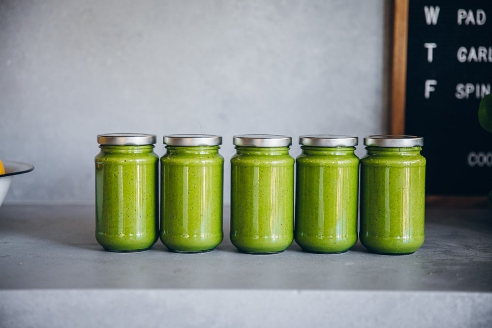 Green Kiwi Bomb Smoothie - Cook Republic