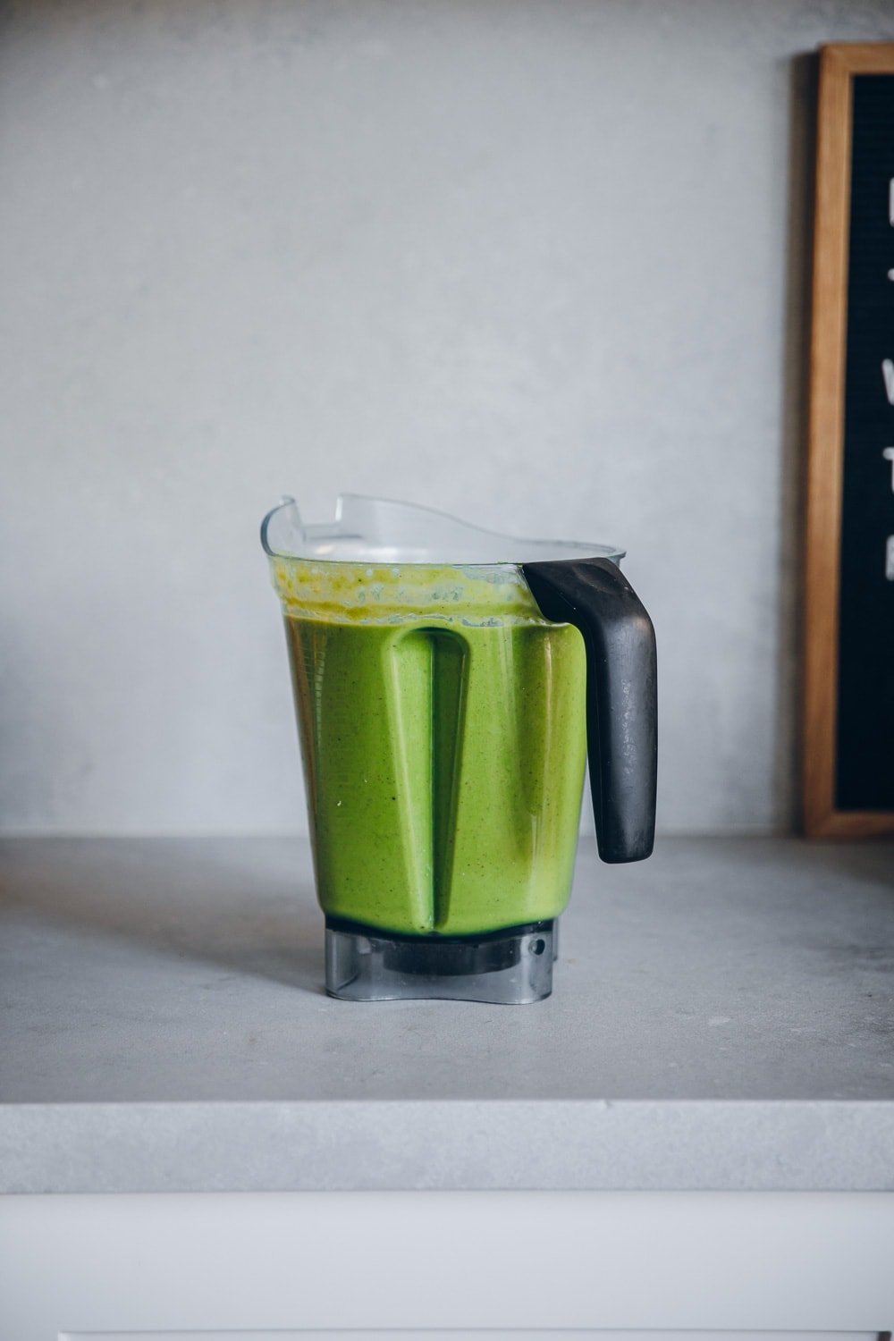 Green Kiwi Bomb Smoothie - Cook Republic