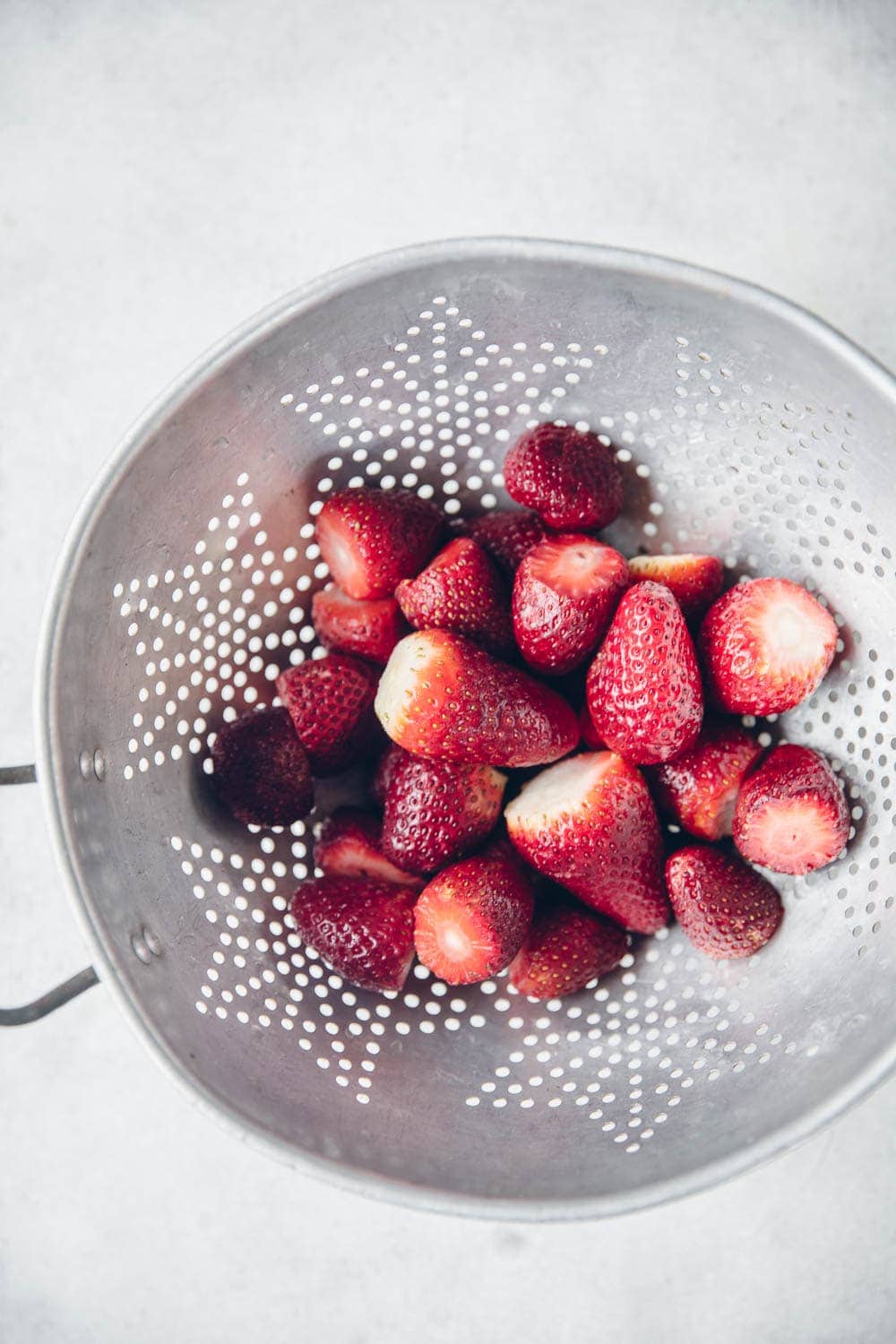 Vegan Strawberry Milkshake - Cook Republic 