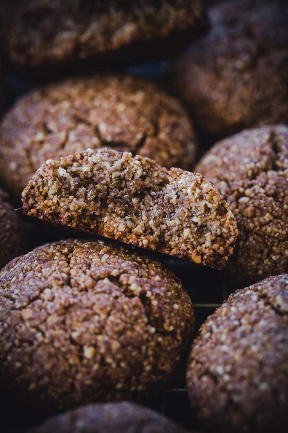 Vegan Coconut Chai Cookies - Cook Republic #vegancookies #chaicookies