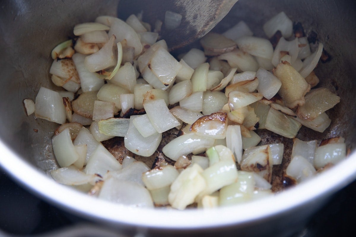 Saute onion, garlic, ginger in oil - Cook Republic