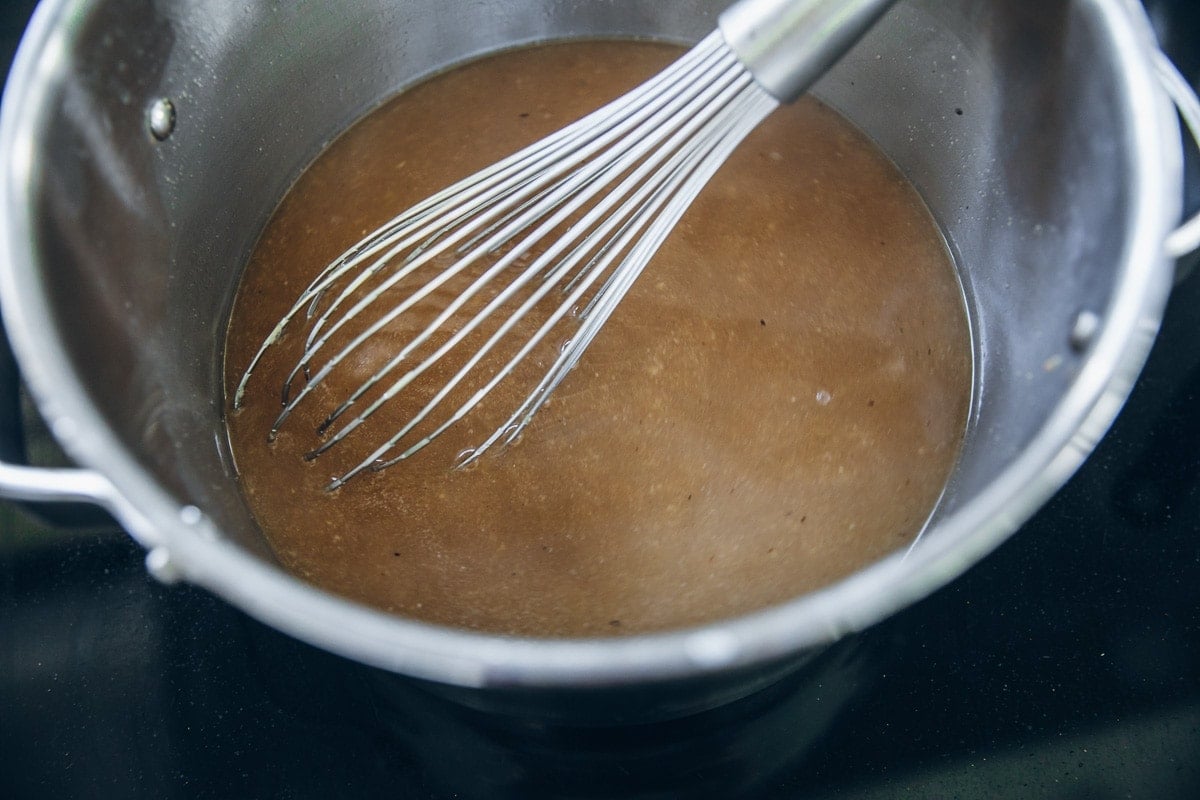 Add the broth sauce and mix well with a balloon whisk - Cook Republic